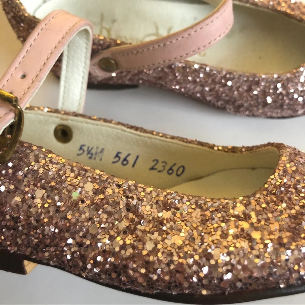Vintage pink sparkle
